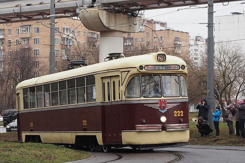Файл:Moscow tram 222 2022-04 3 (cropped).jpg