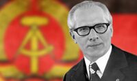 ЭрихЭрнстПаульХонеккер.jpg